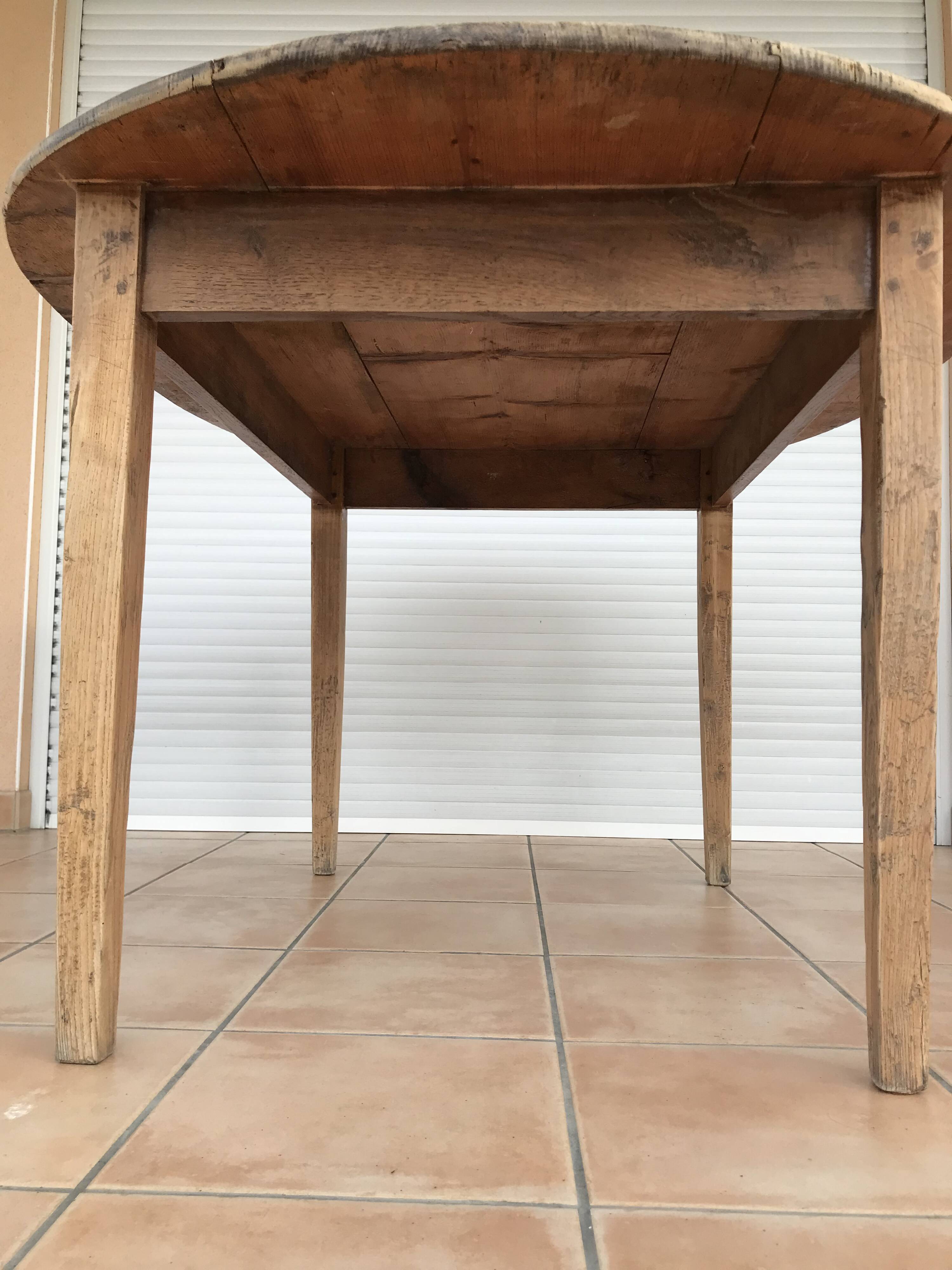 Round Farm Table