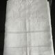 Drap ancien brodé et ajouré