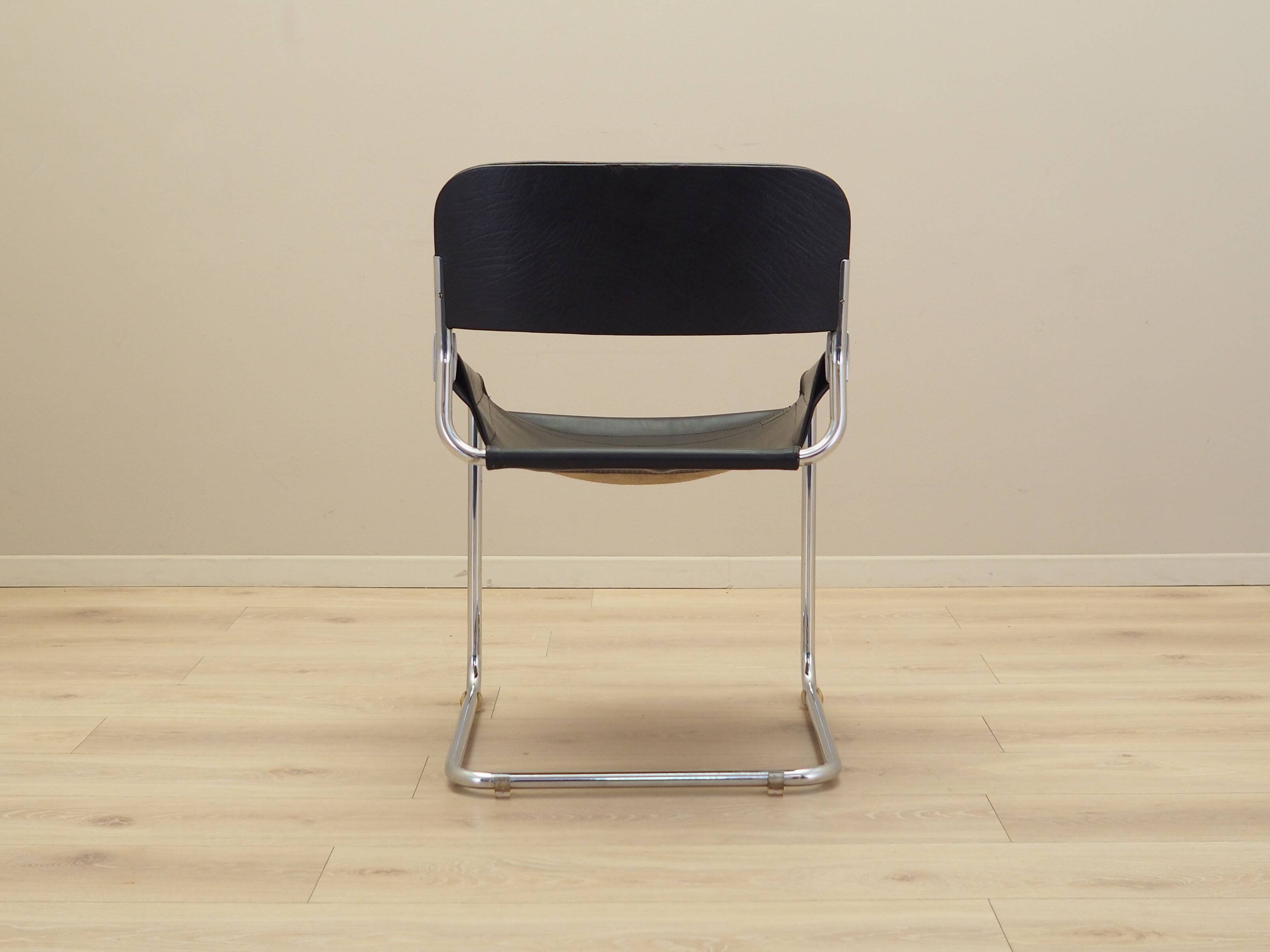 Leather chair, Italian design, 1970s, production: Italy