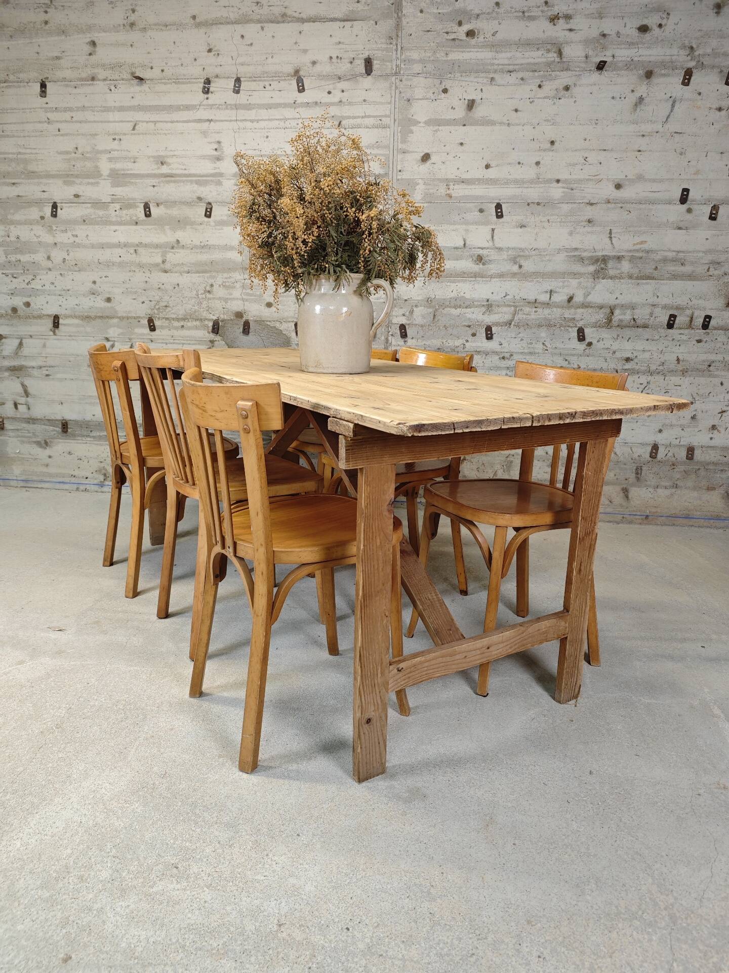 Pine garden table