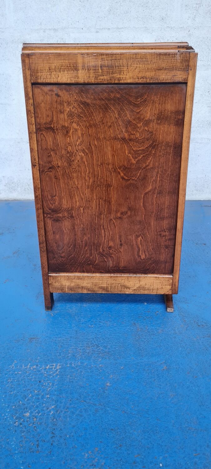 Oak art deco chest of drawers