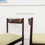 6 green Scandinavian chairs