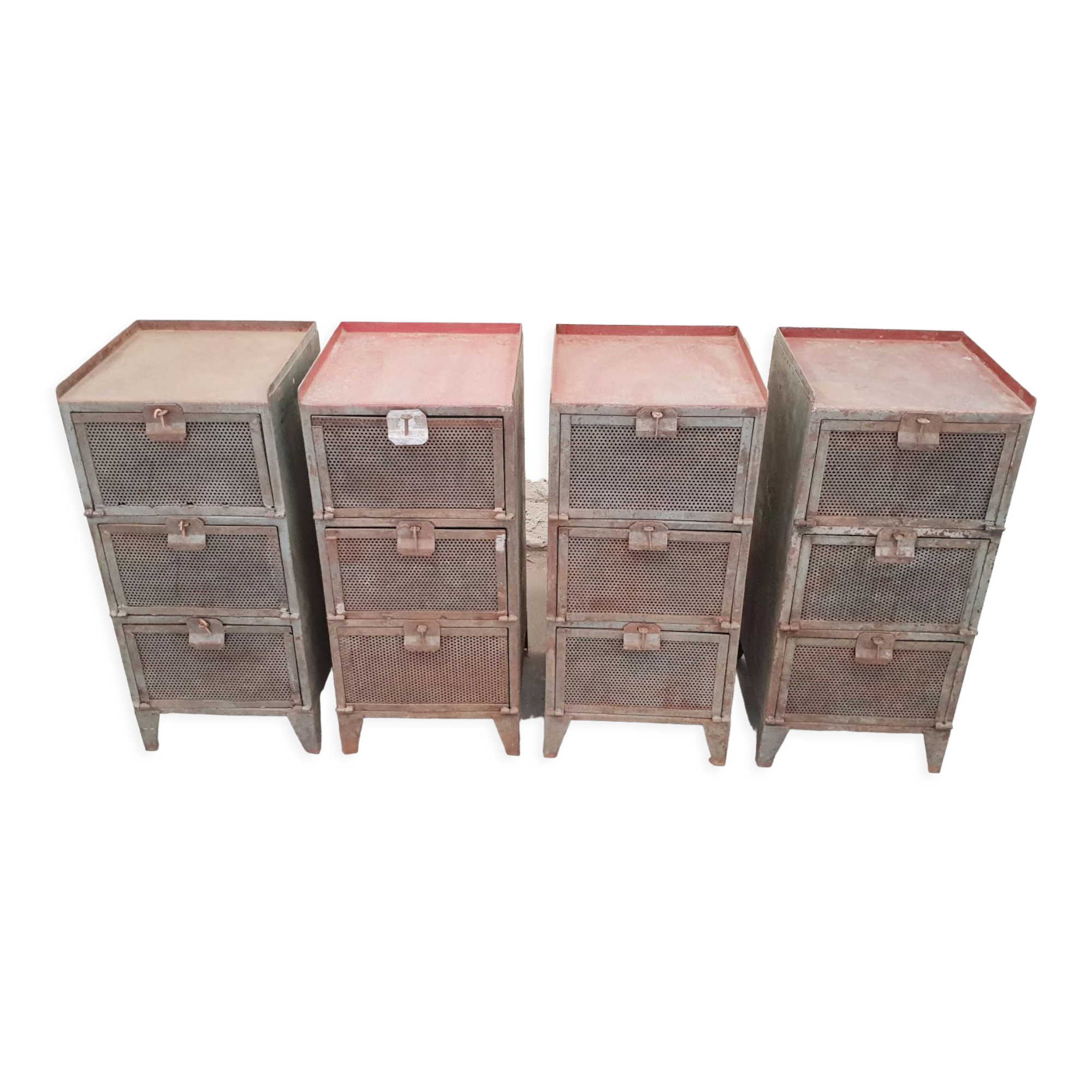 4 industrial workshop maids