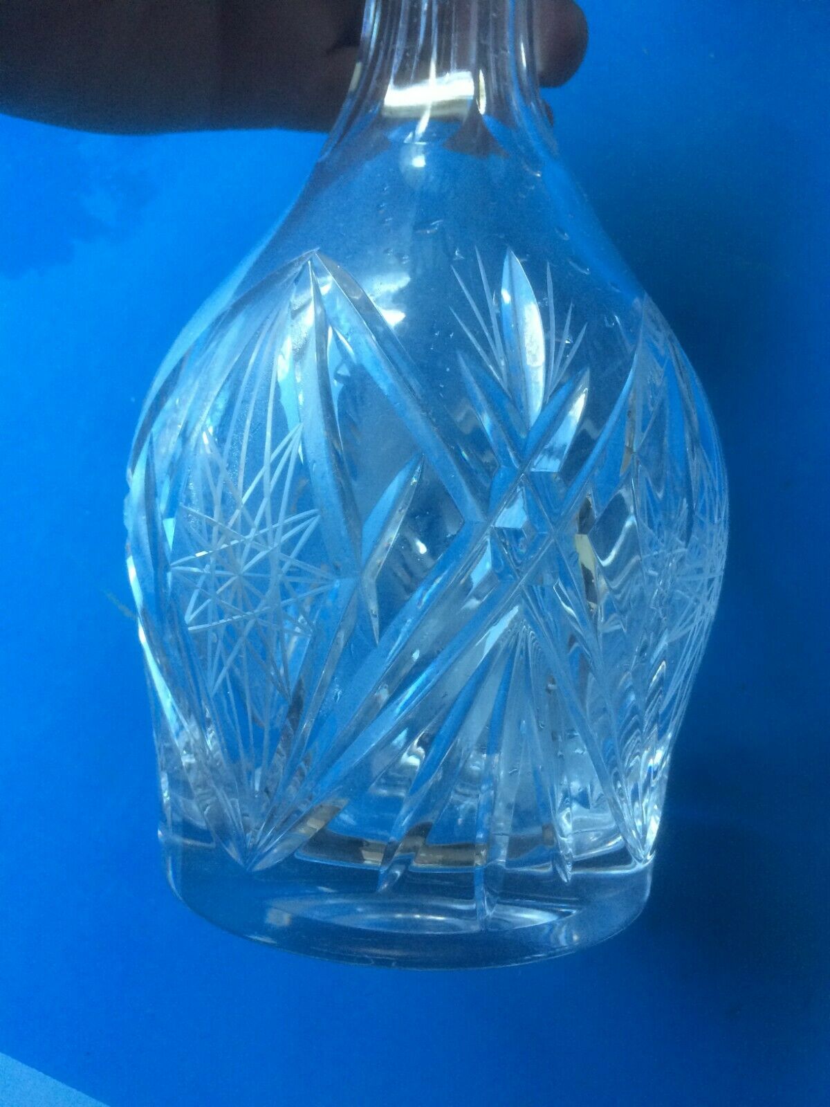 Lot of 2 crystal carafe