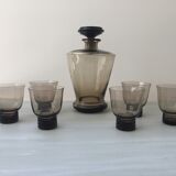 Carafe et verres à liqueur