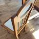 6 chaises en chêne et cuir blanc cassé