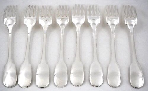 Christofle Cluny, 8 table forks, 20.5 cm, silver-plated metal, excellent condition.