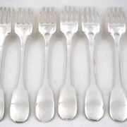 Christofle Cluny, 8 table forks, 20.5 cm, silver-plated metal, excellent condition.
