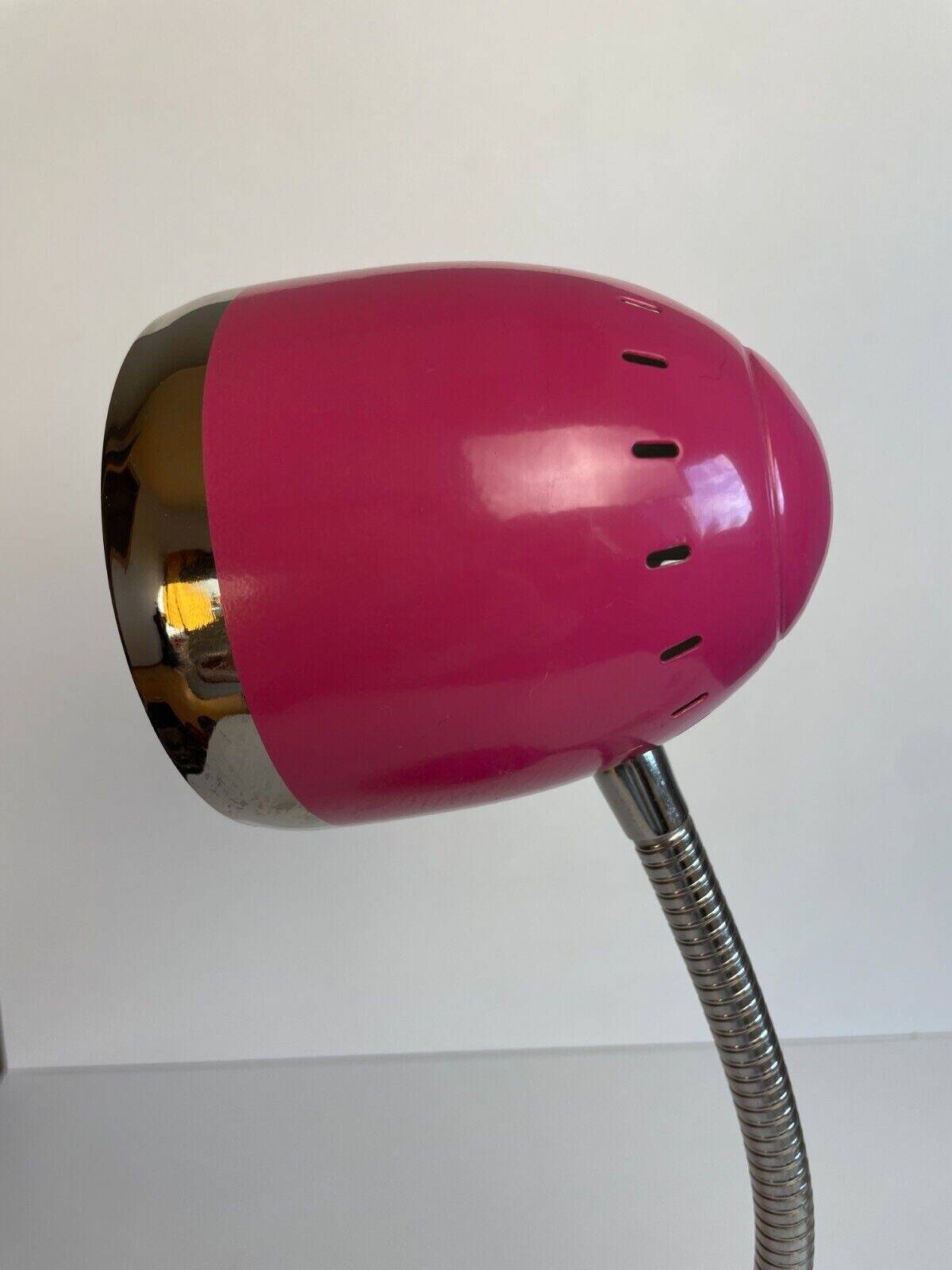 Flexible Pink and Metal Desk Lamp - 70's Style - Seventies and Vintage