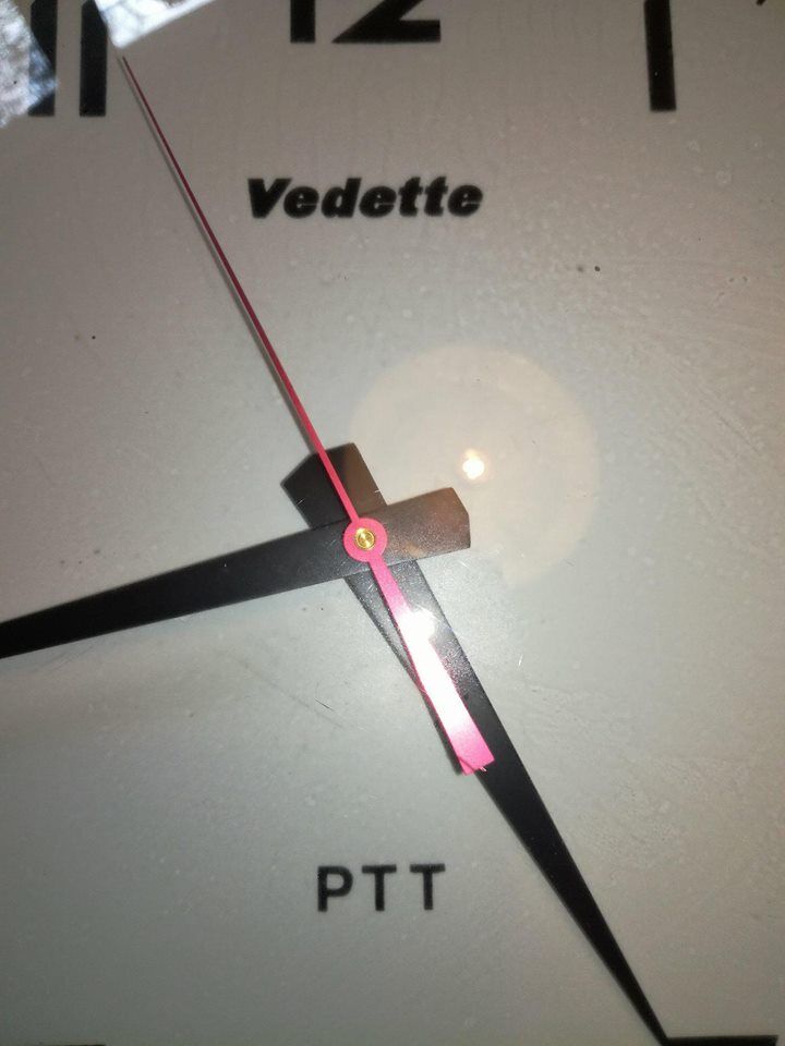 Pendulum of the post 80s