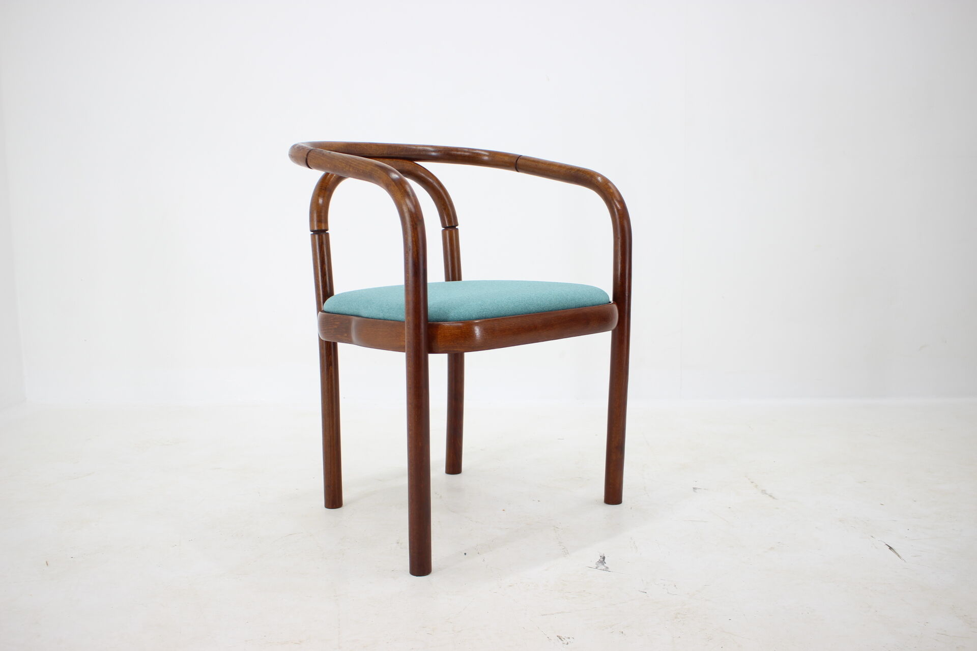 Vintage bentwood chair Ton, Czechoslovakia