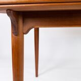 Table à manger en teck avec des extensions de design danois des années 1960.