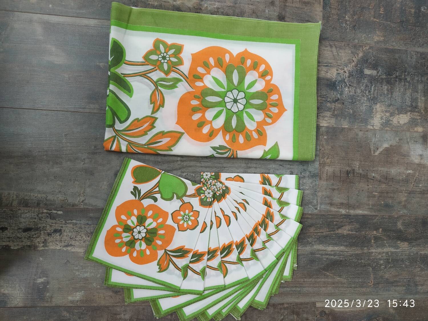 Nappe et serviettes vintage