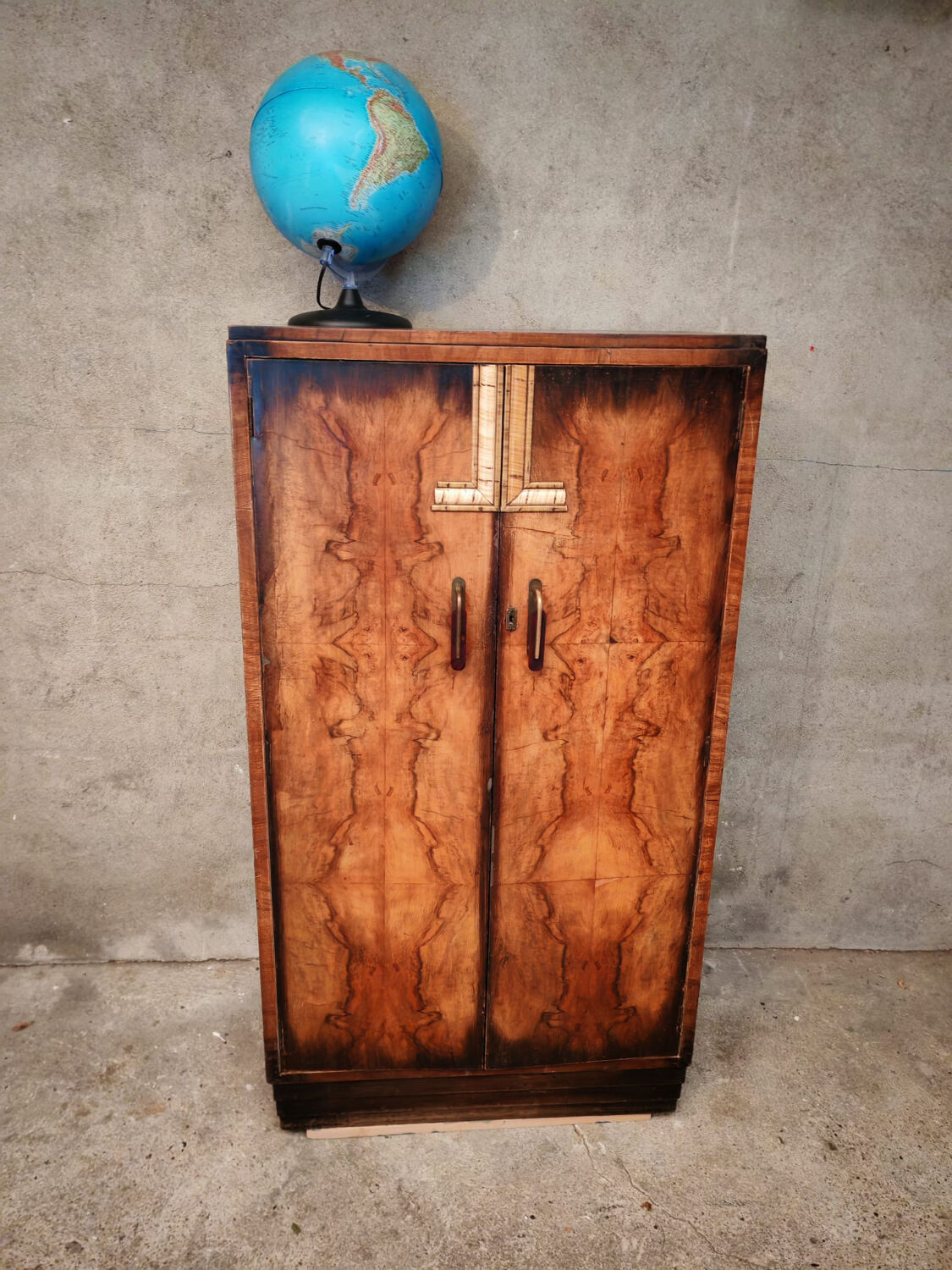 Officer's wardrobe cabinet