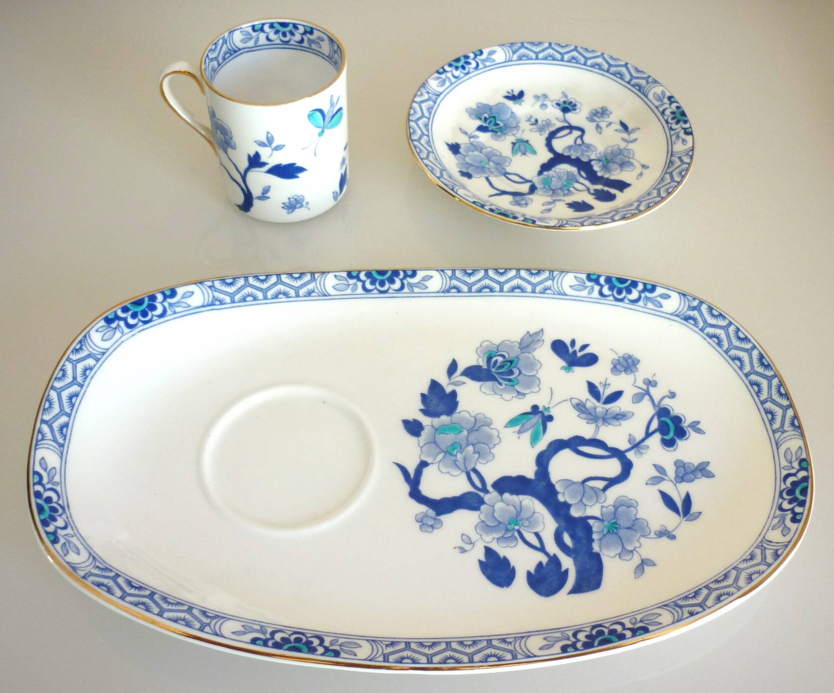 Royal Tuscan England, 2 breakfast services, tea, fine china