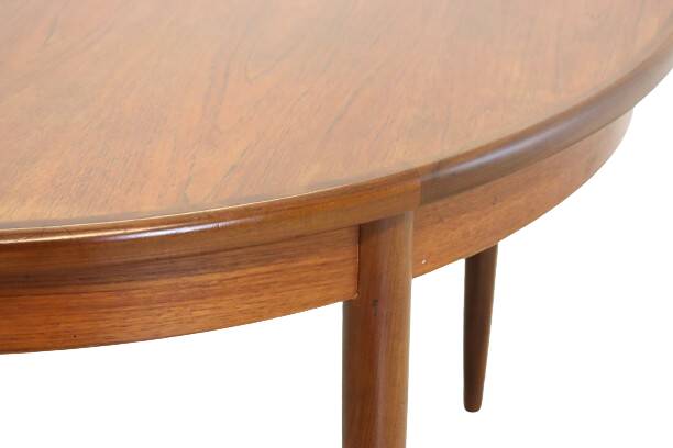 vintage G-Plan ronde eetkamertafel 'Burnstones'