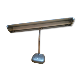 Desk lamp