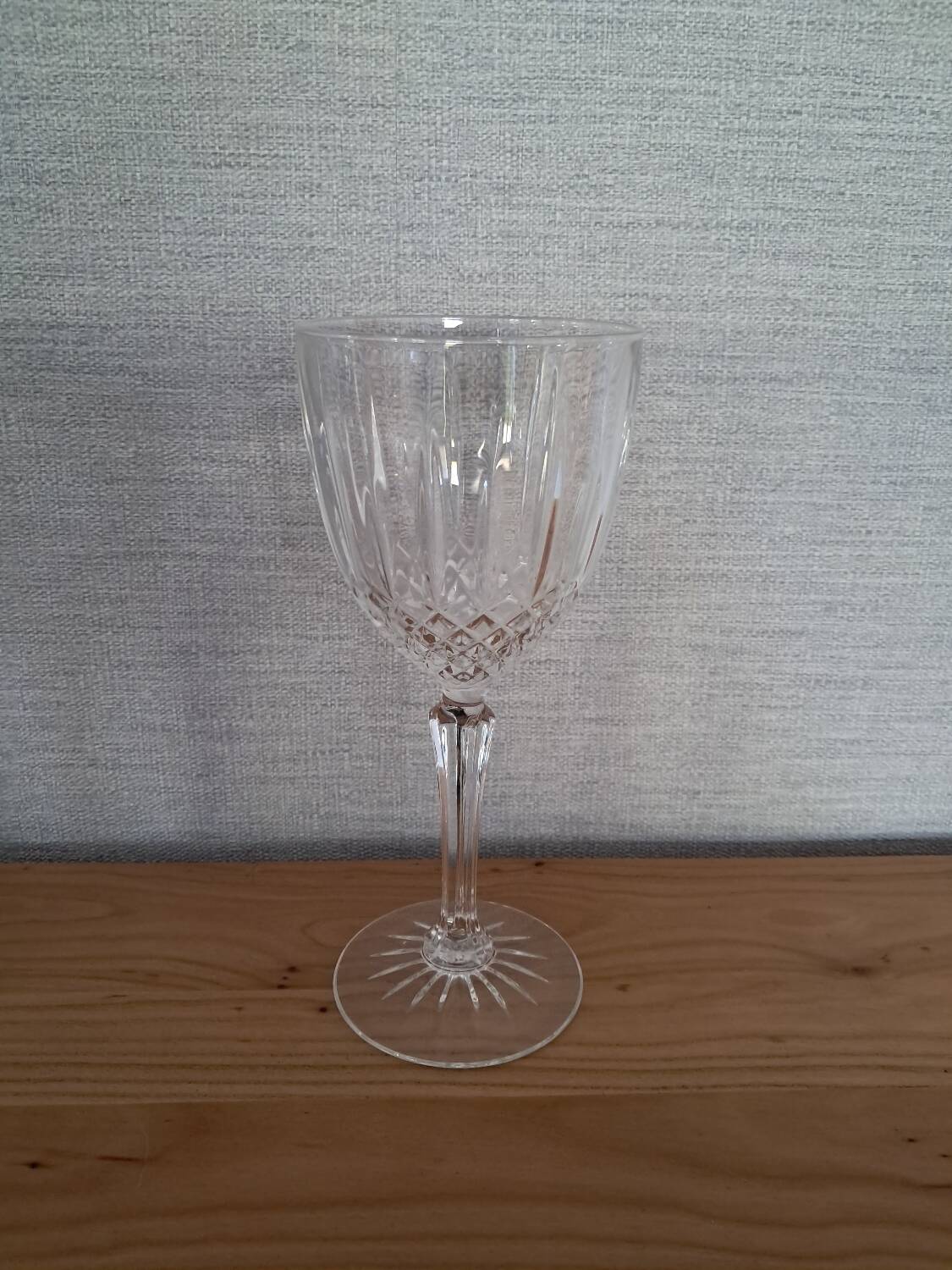 6 brand new crystal glasses from the Arques crystal factory, Constance model