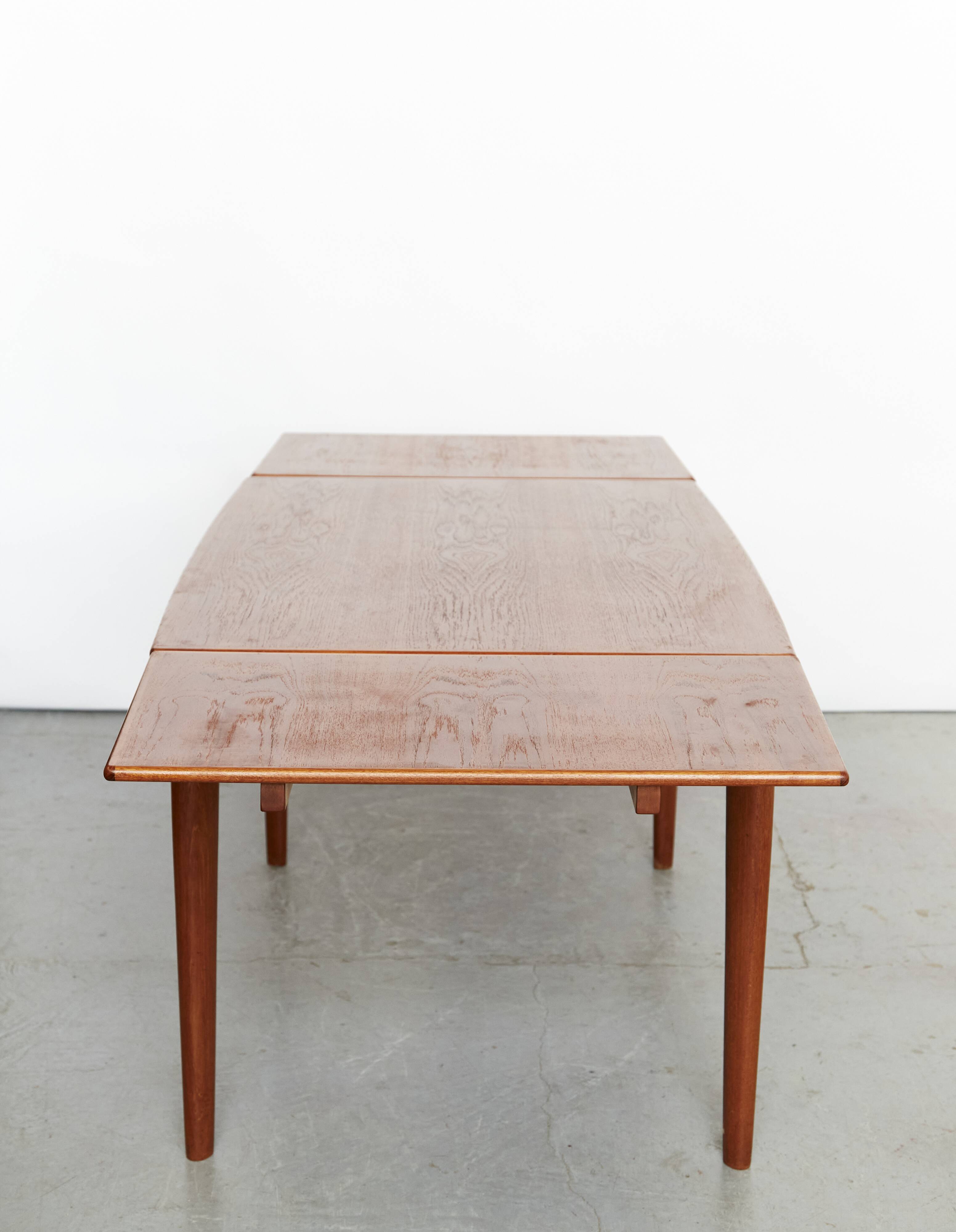 Grete Jalk boat shaped Dining Table for Glostrup