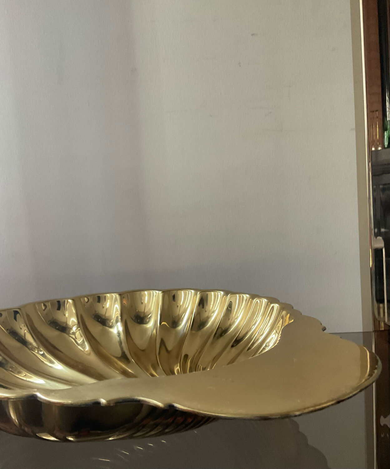 Empty pocket vintage Xxl shell gilded metal