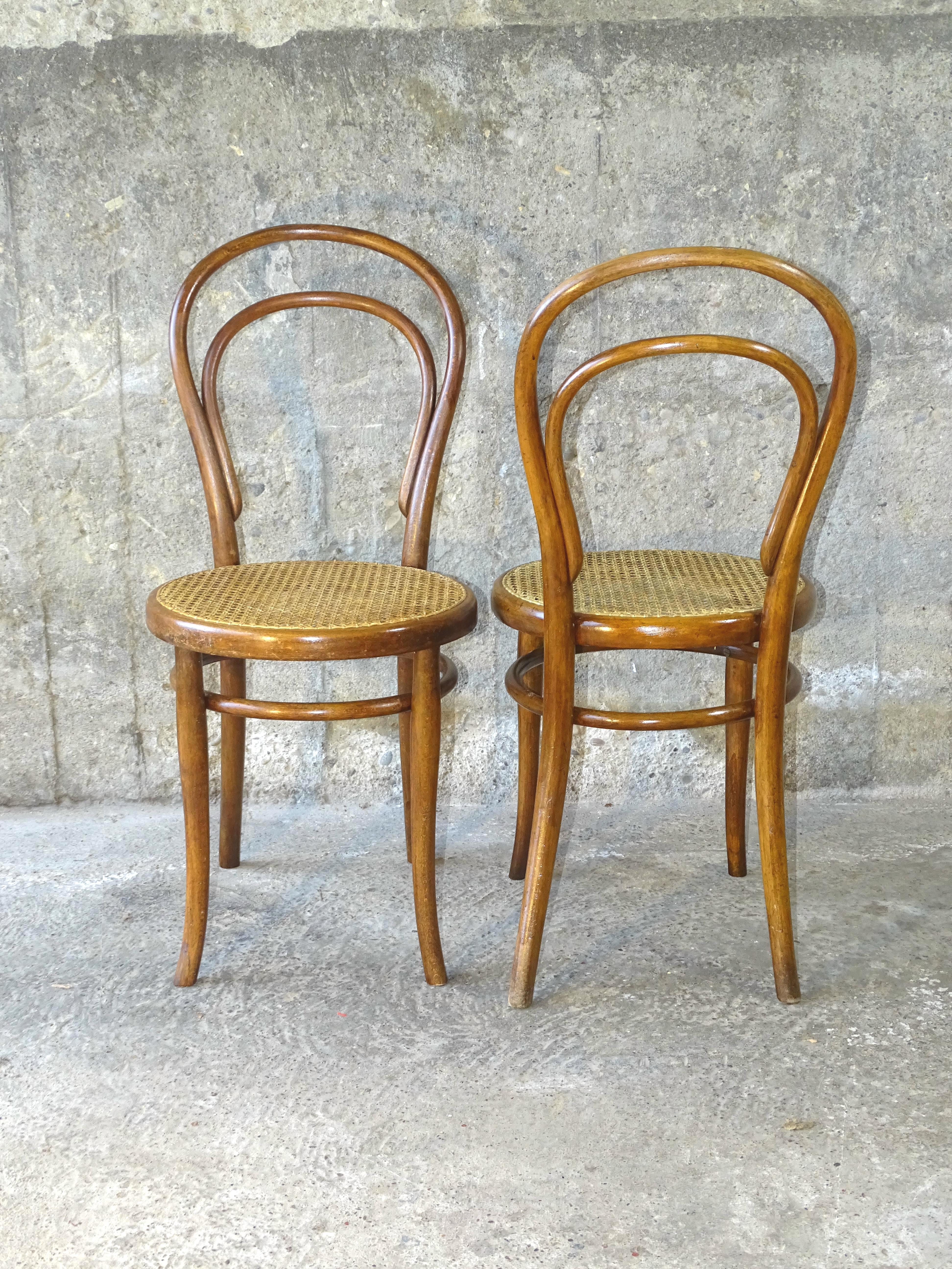 Set de 2 chaises Thonet bistrot cannées N°14 1900