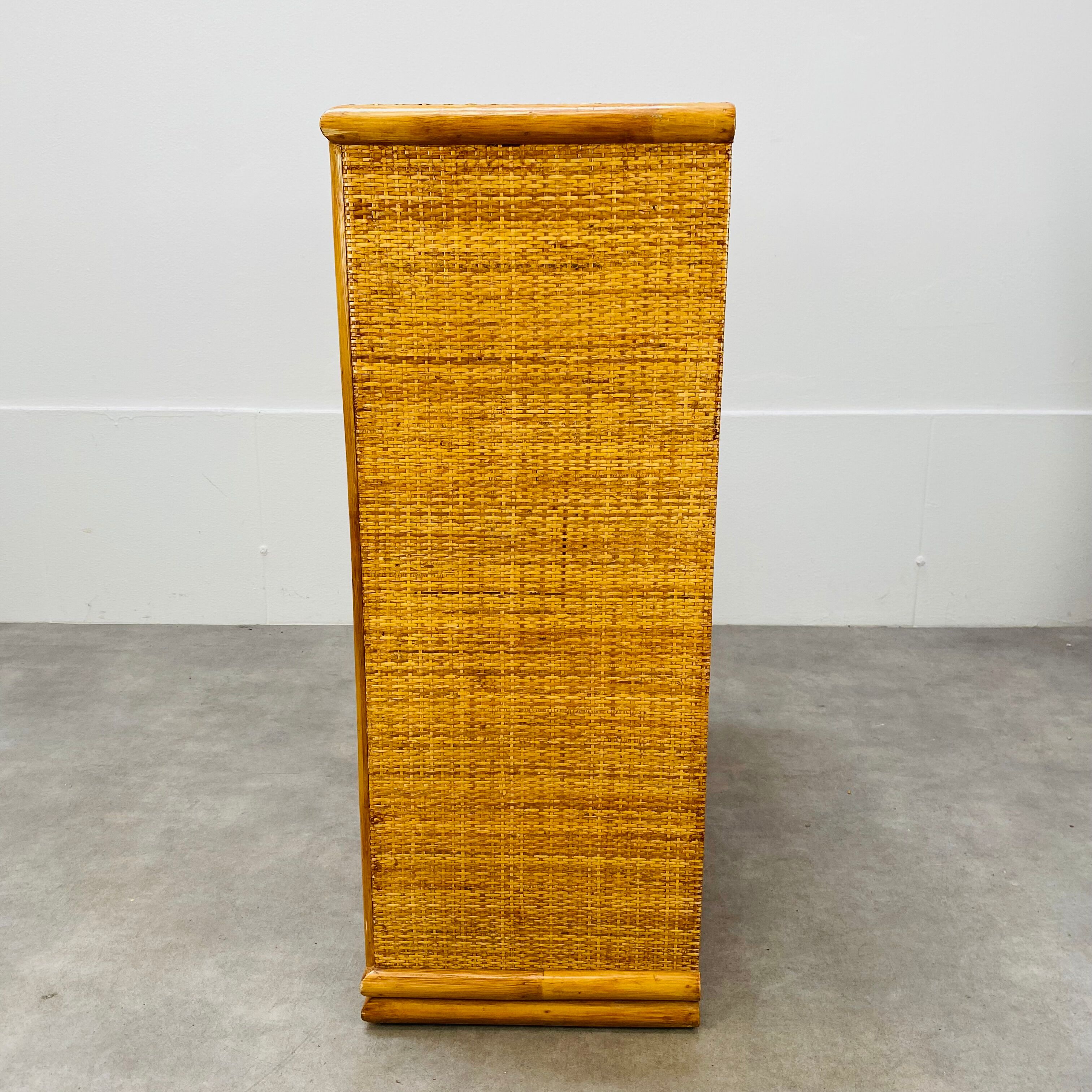 Rattan chest of drawers 60s