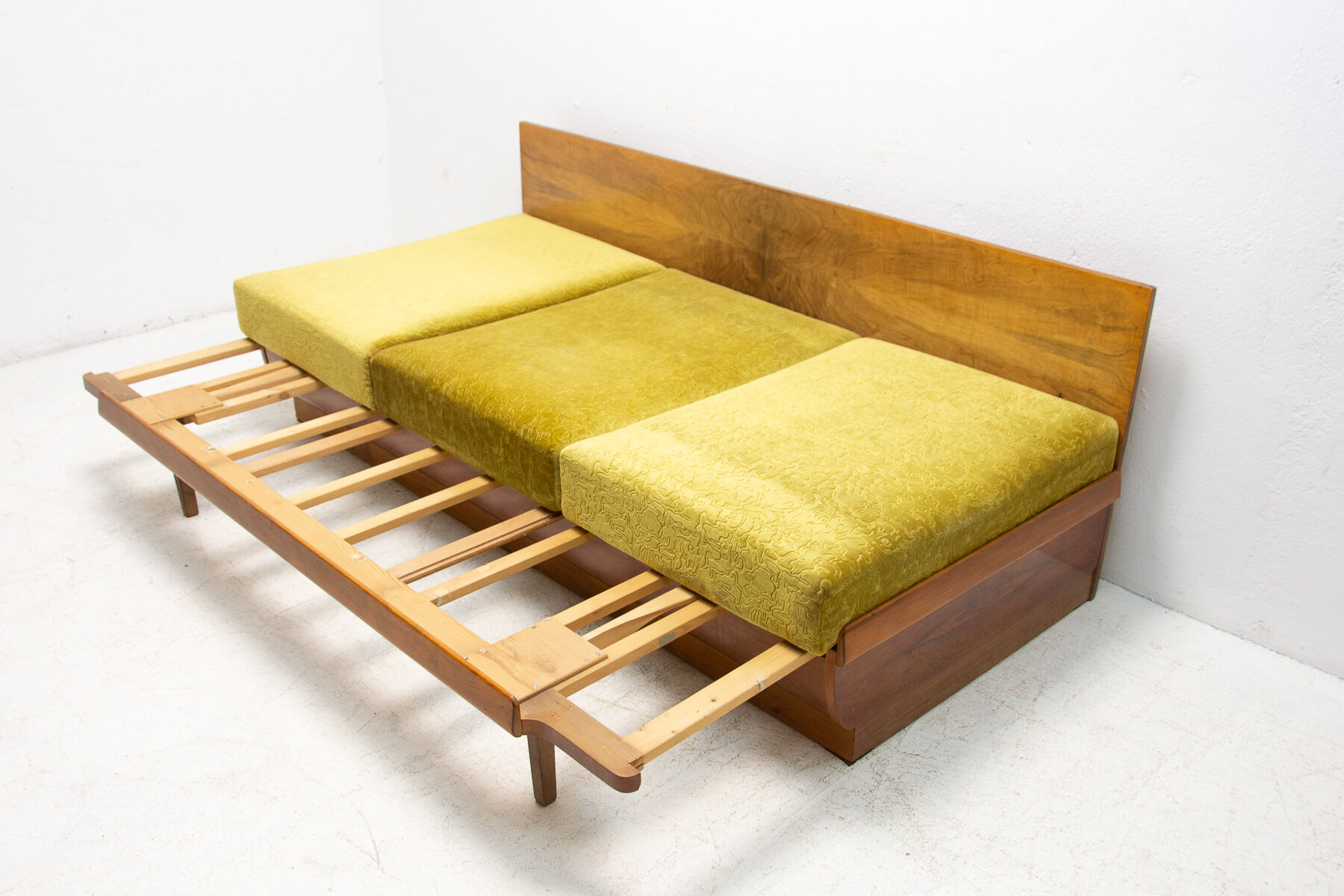 mid century sofabed in walnut by jindrich halabala for up zavody, 1950´s