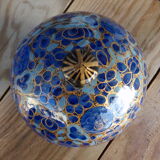Round cash papier-mâché box from Kashmir