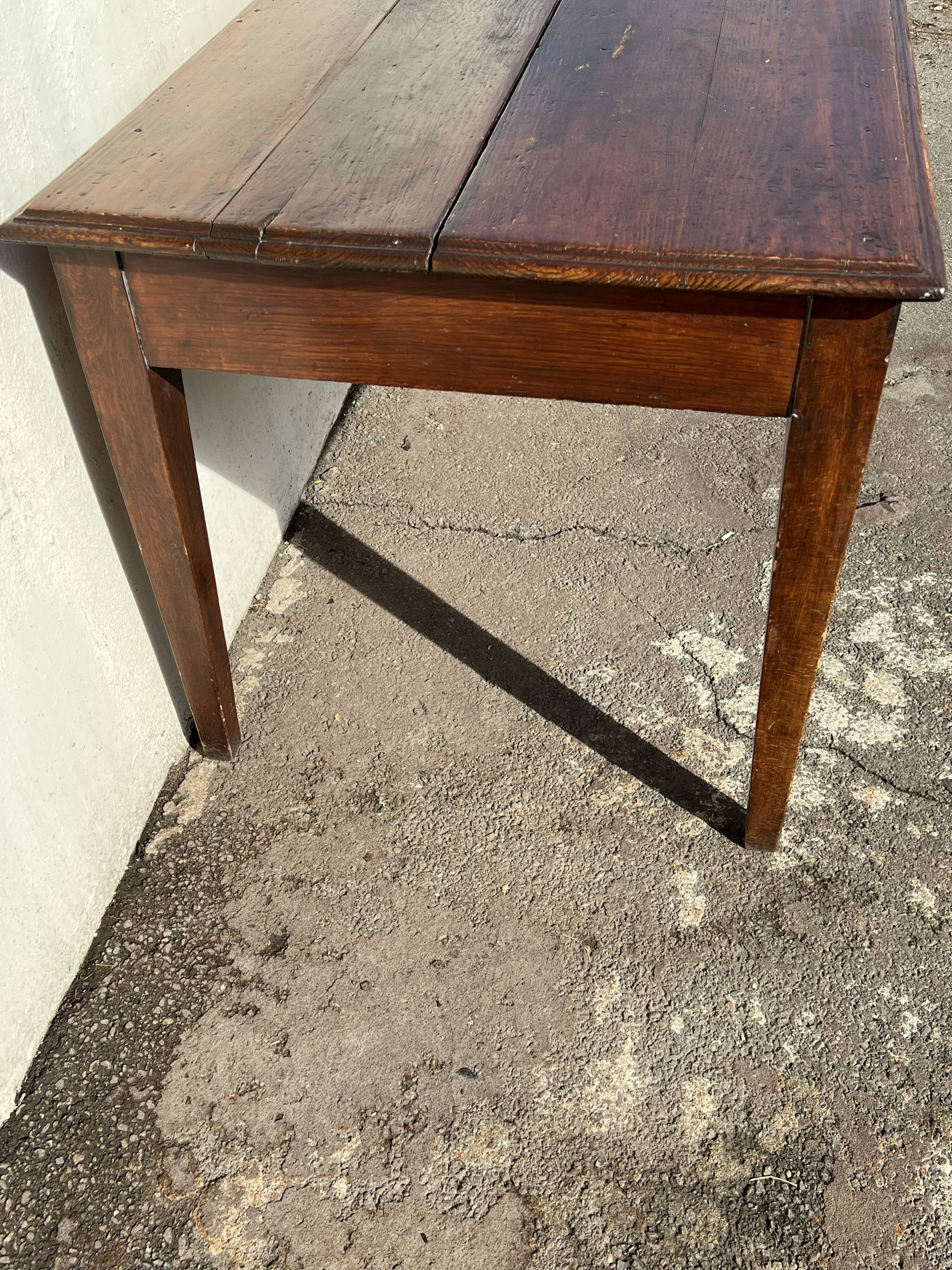 Farmhouse table