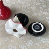 Coquetier and salt shaker Pierrot