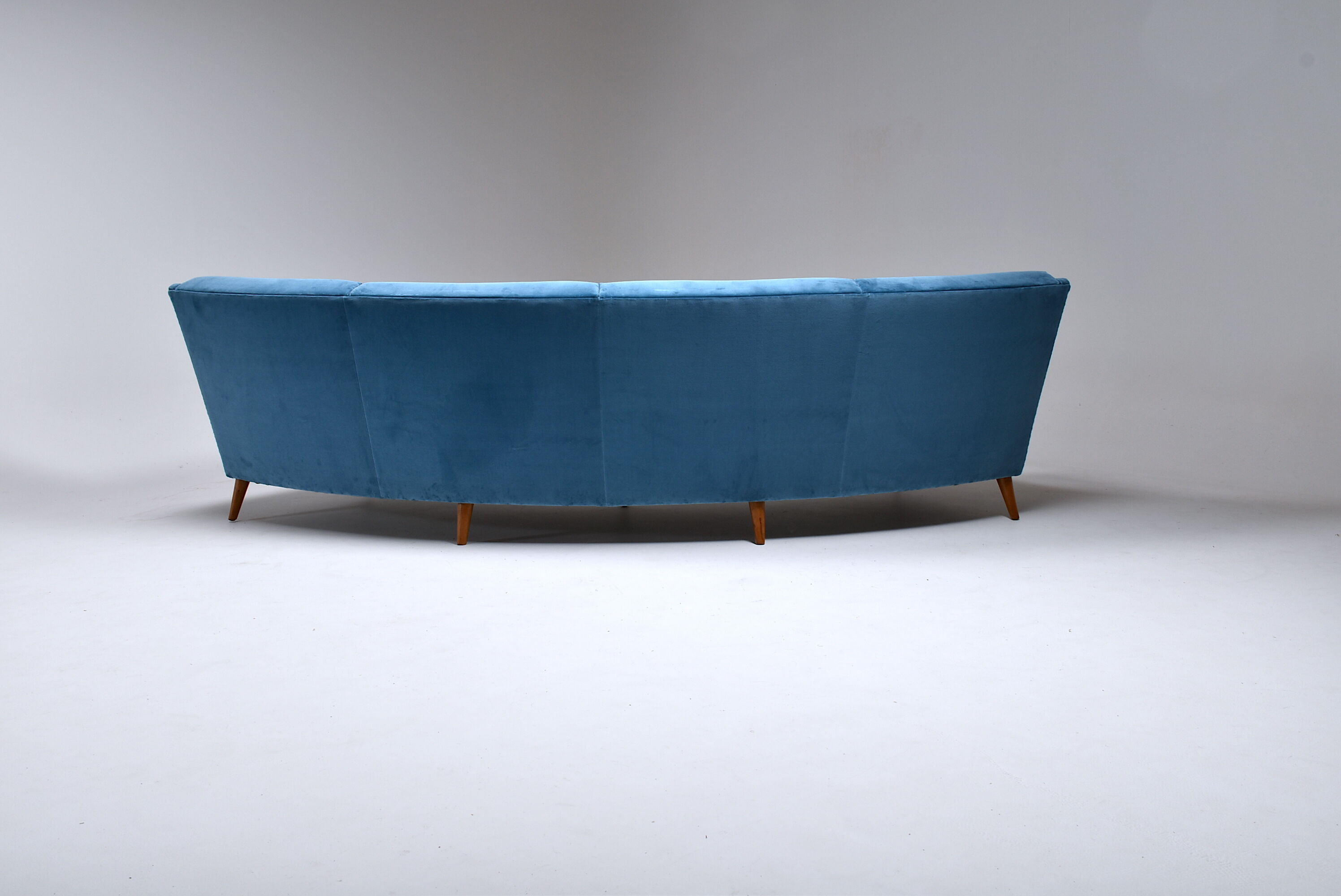 Curved Italian sofa 1950