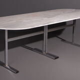 Table à manger avec dessus ovale de marbre de Carrare