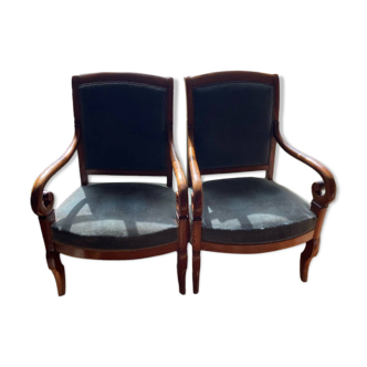2 old armchairs