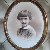 Cadre photo ovale de jeune fille victorien portrait tableau ancêtre