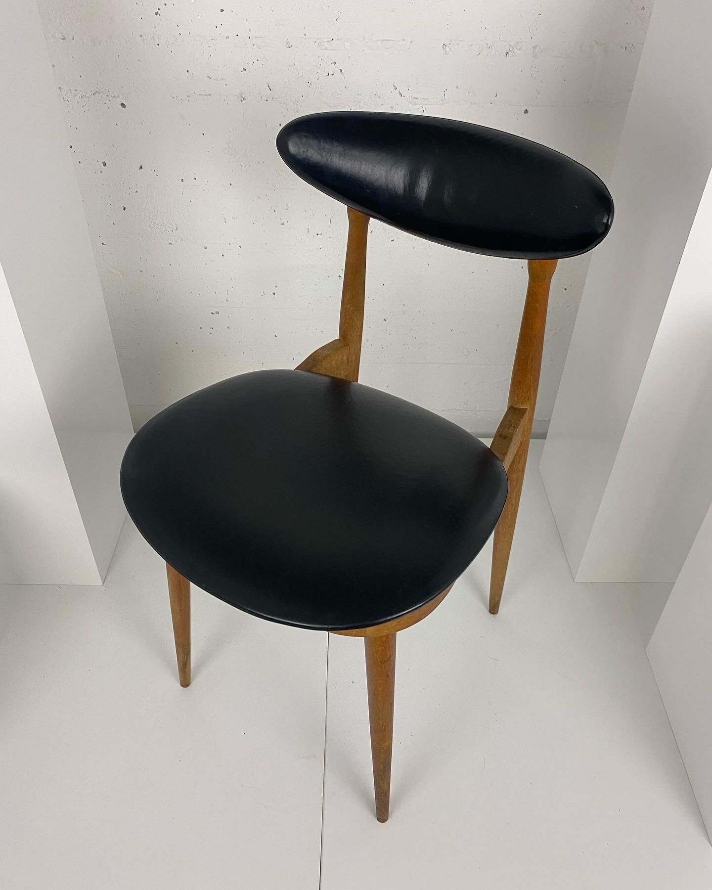 Unicorn chair from Baumann