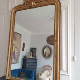 Golden mirror with pediment 98x151cm