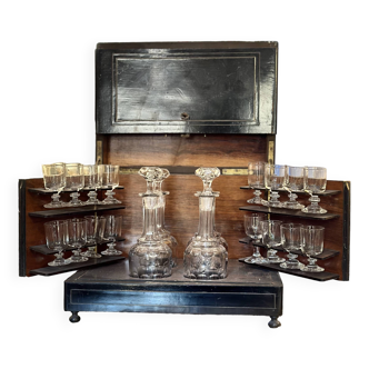 Liquor cellar