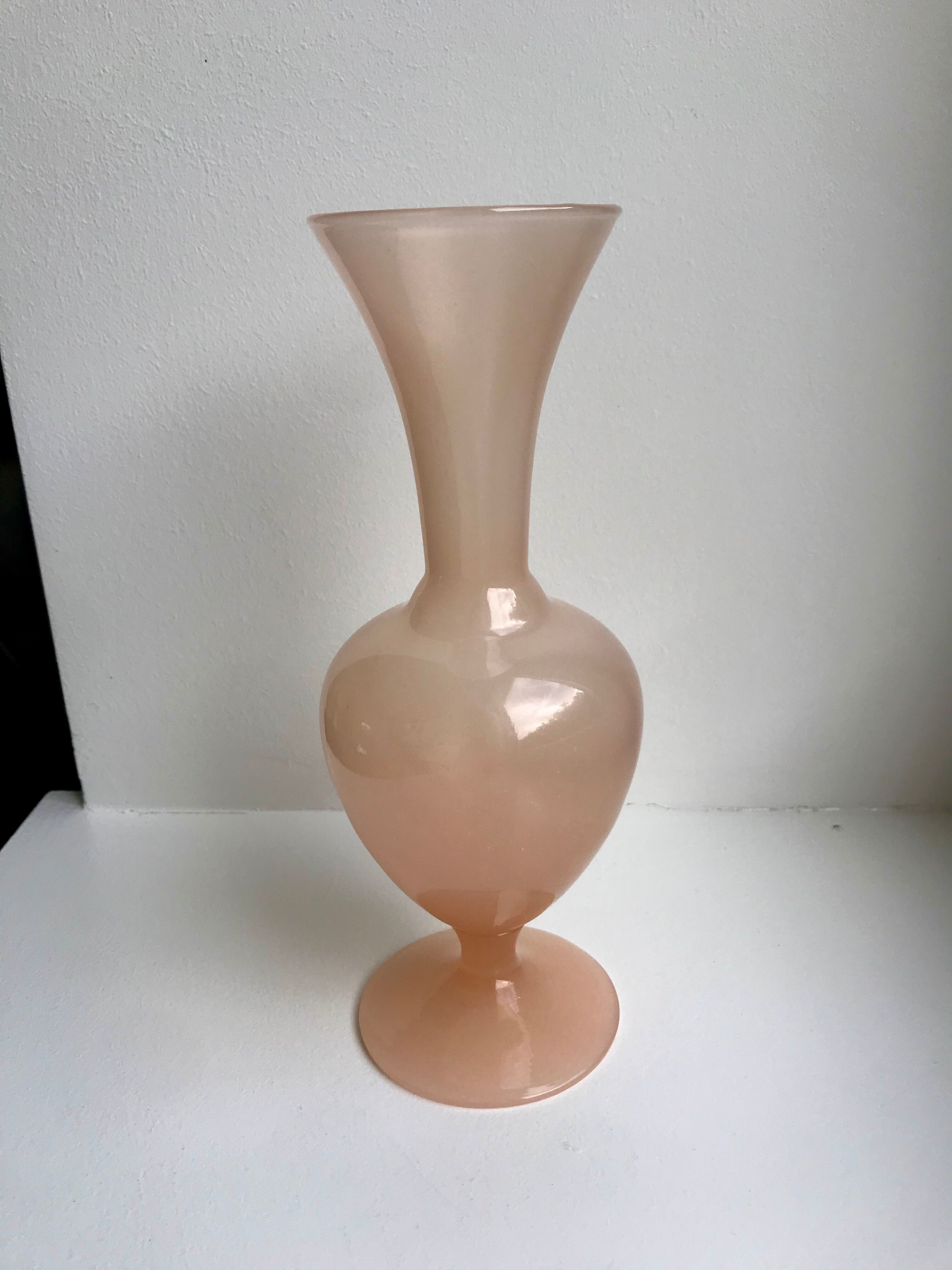 Pale pink opaline vase 40s
