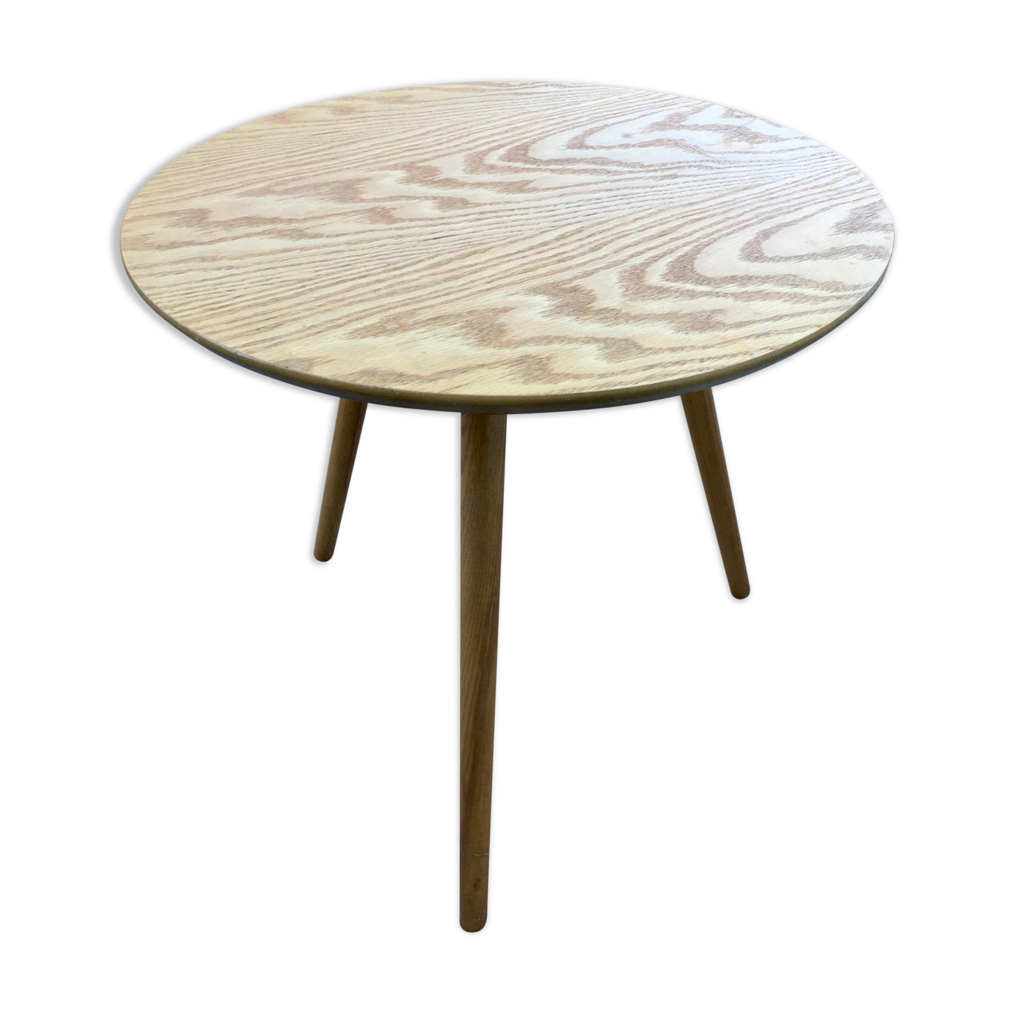 Wooden round coffee table