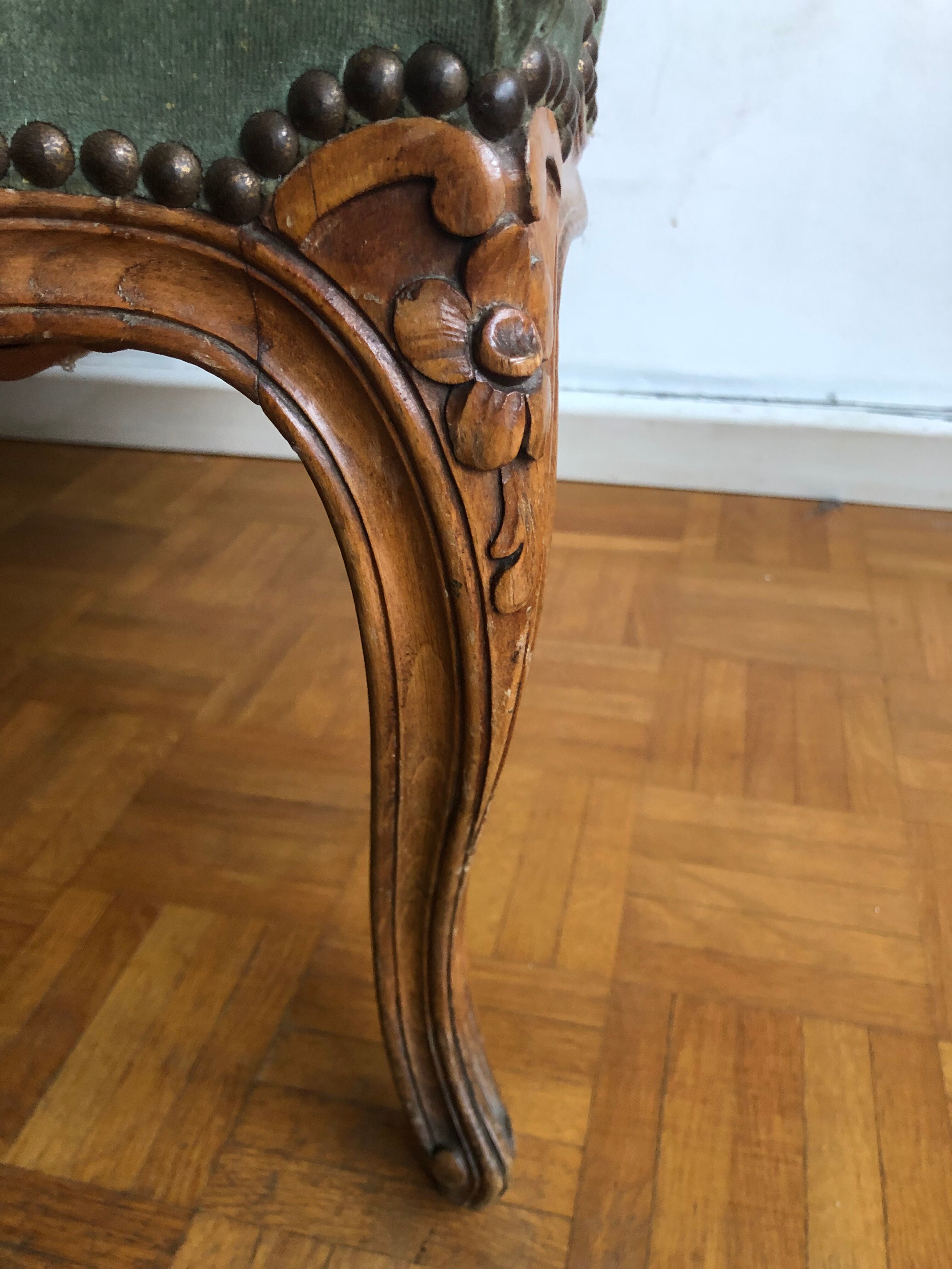 Green shepherdess armchair Louis XV style