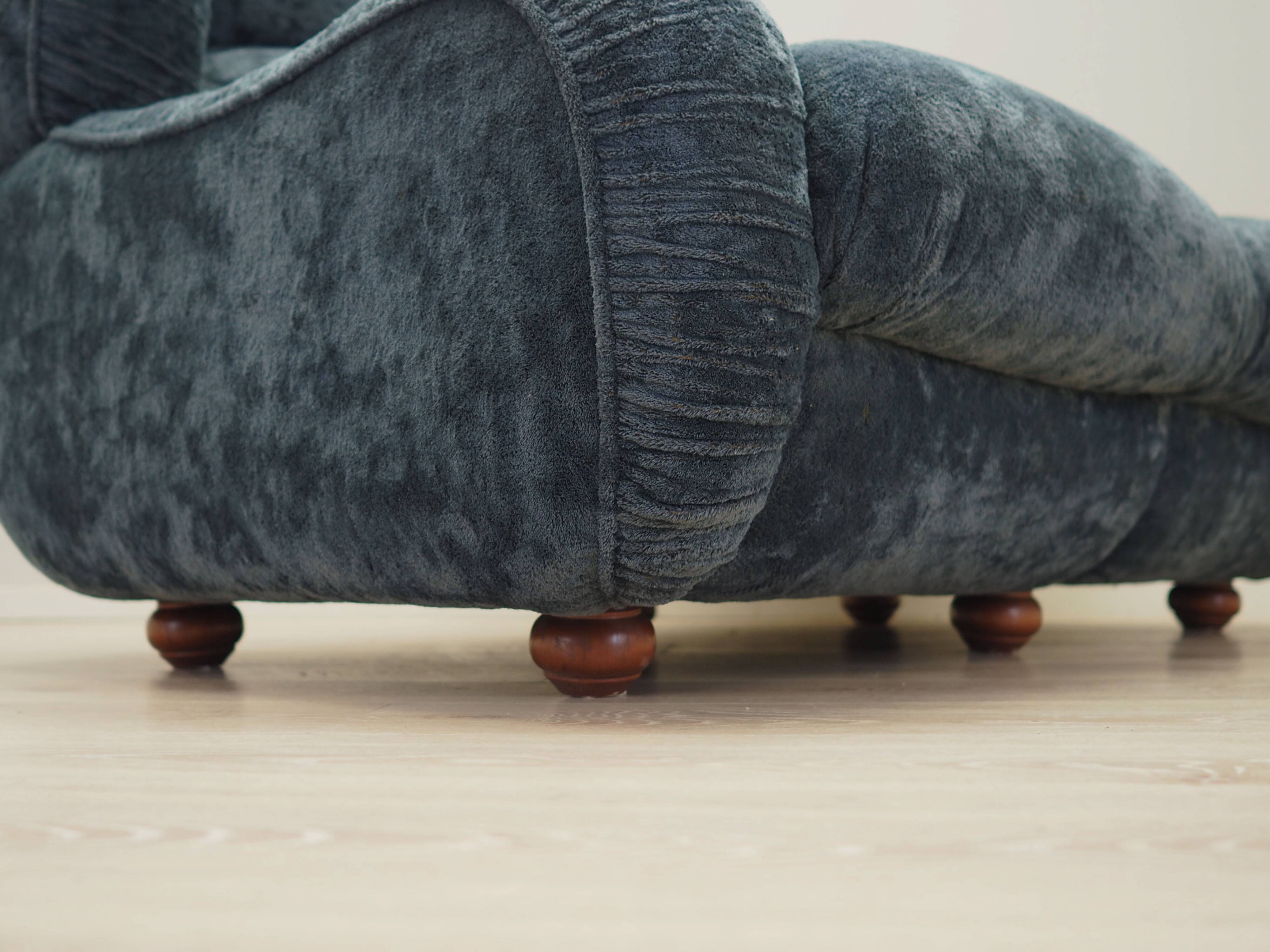 Canapé en velours bleu marine, design italien, années 1970, fabrication : Italie