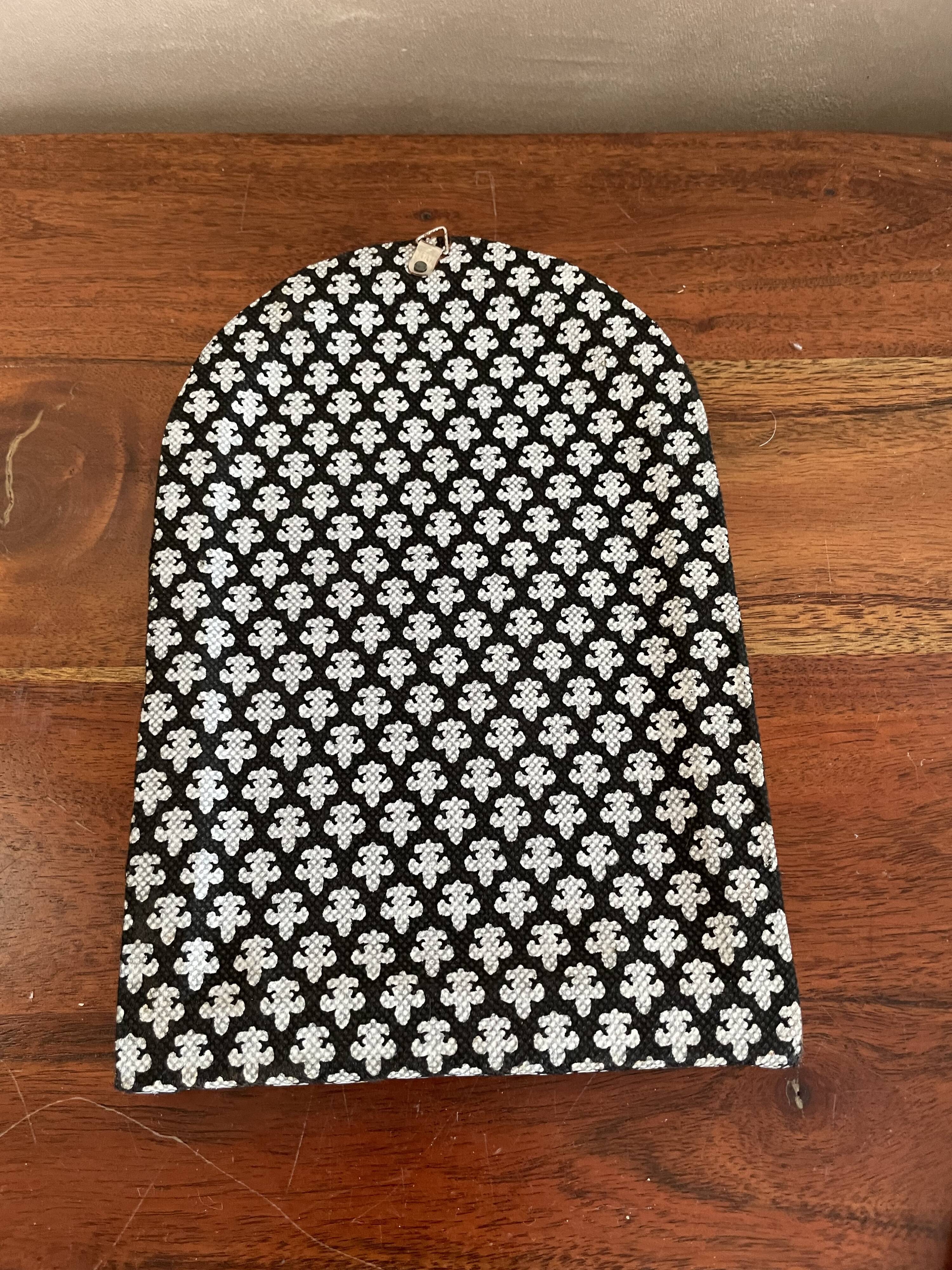 Small mirror brass and orange resin