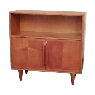 Buffet with doors