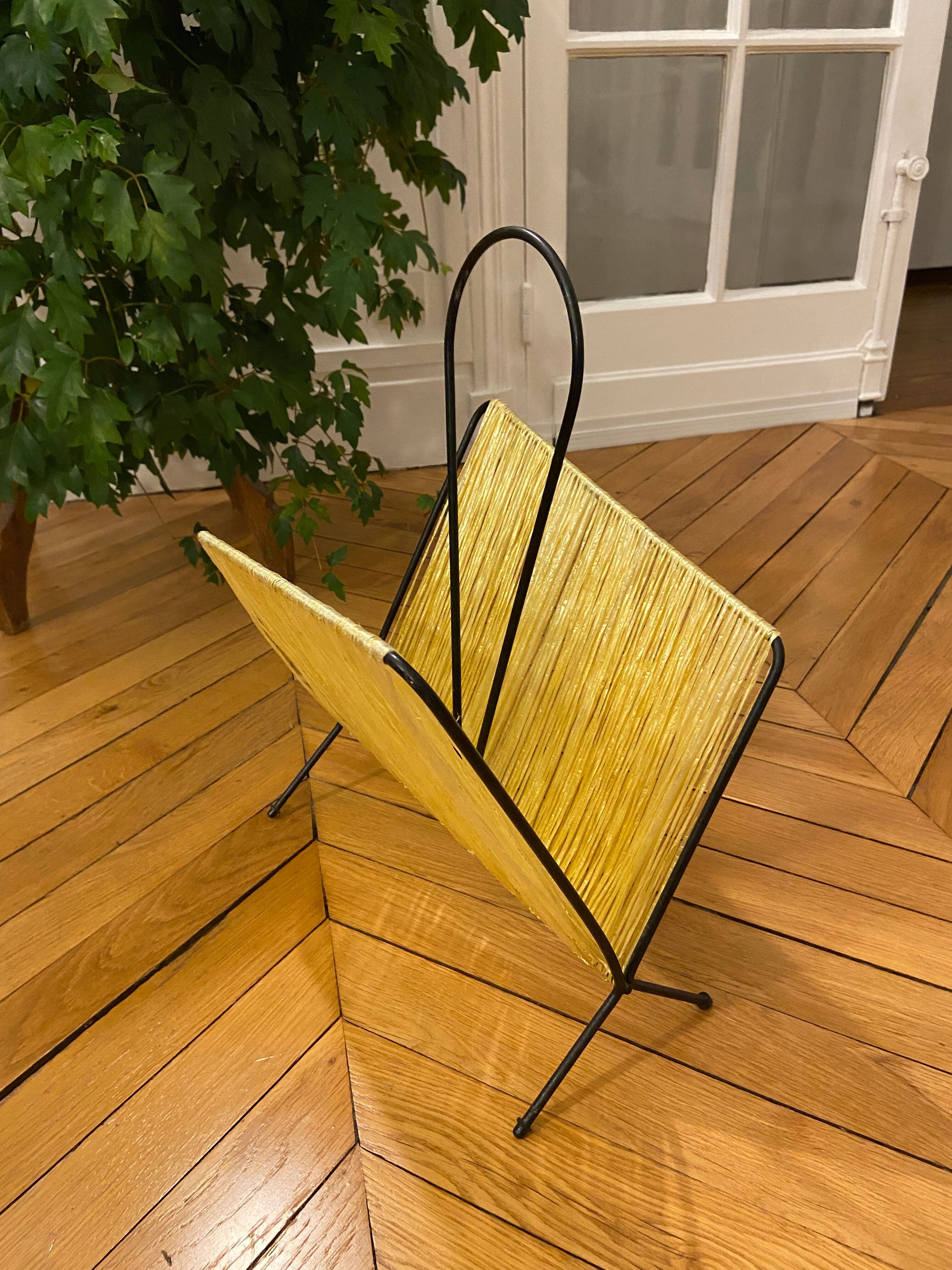 Magazine holder 60s