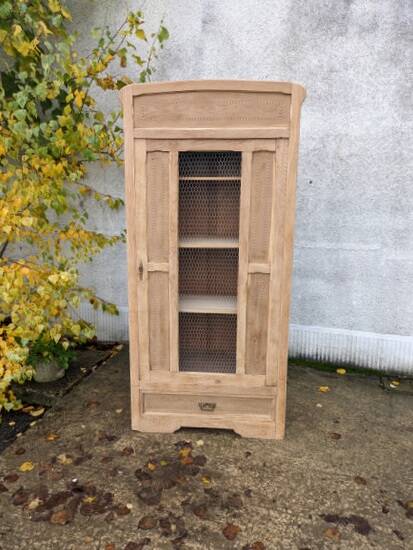 Parisian wardrobe in natural wood