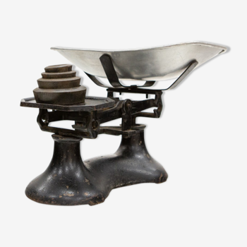 Balance cast-iron