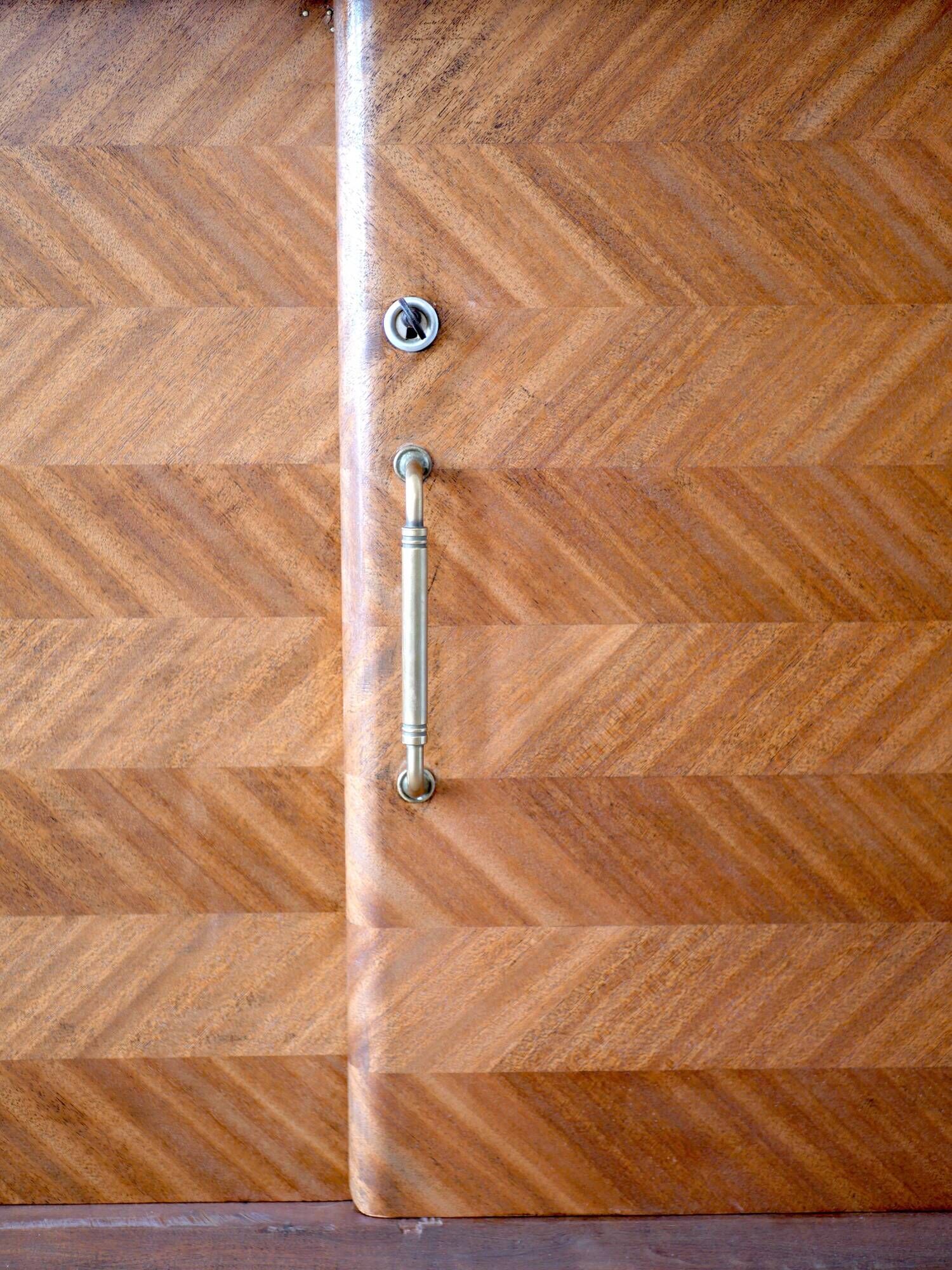Teak enfilade with herringbone pattern from the 1950s.
