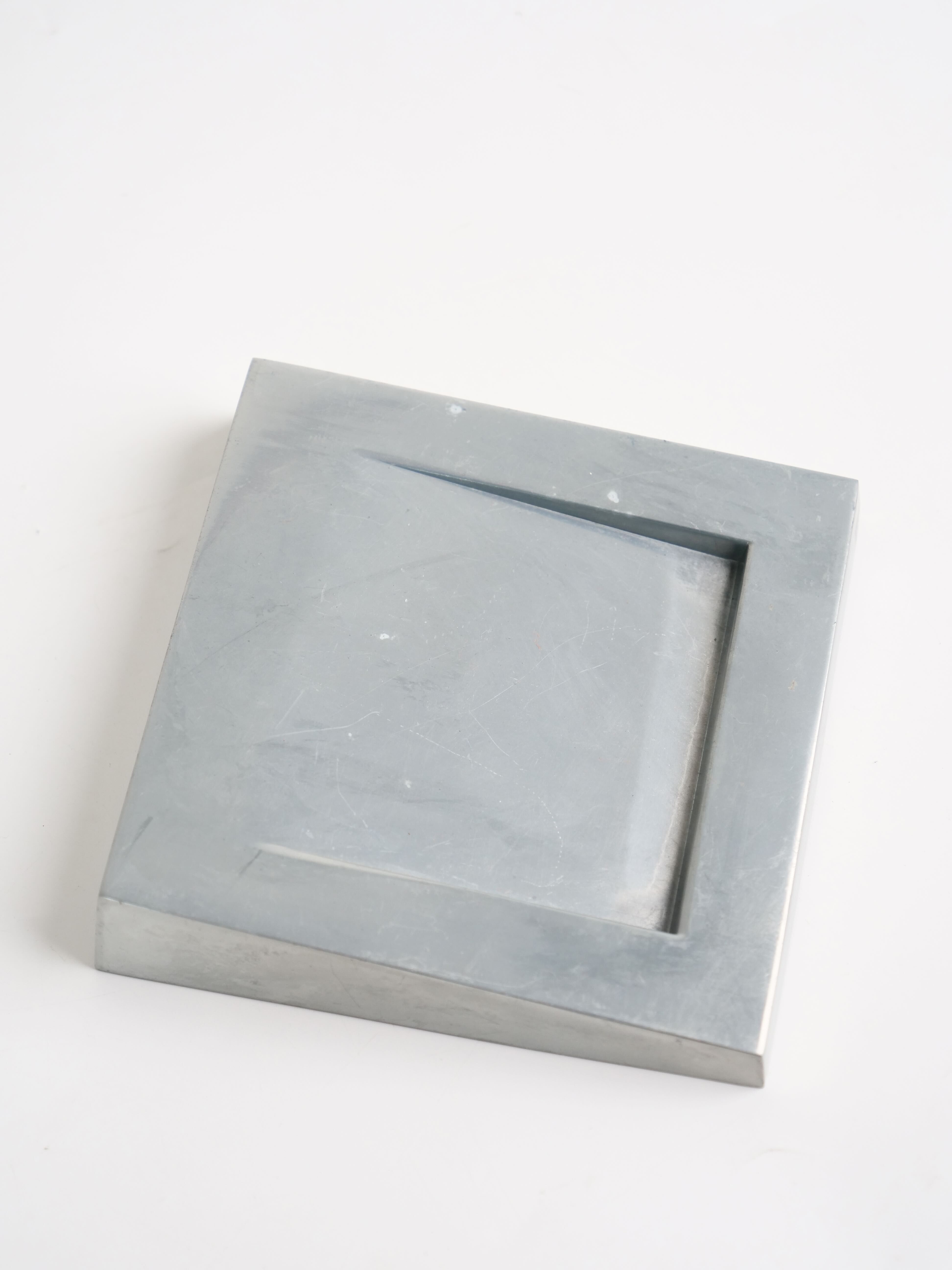 Aluminum design office accessories