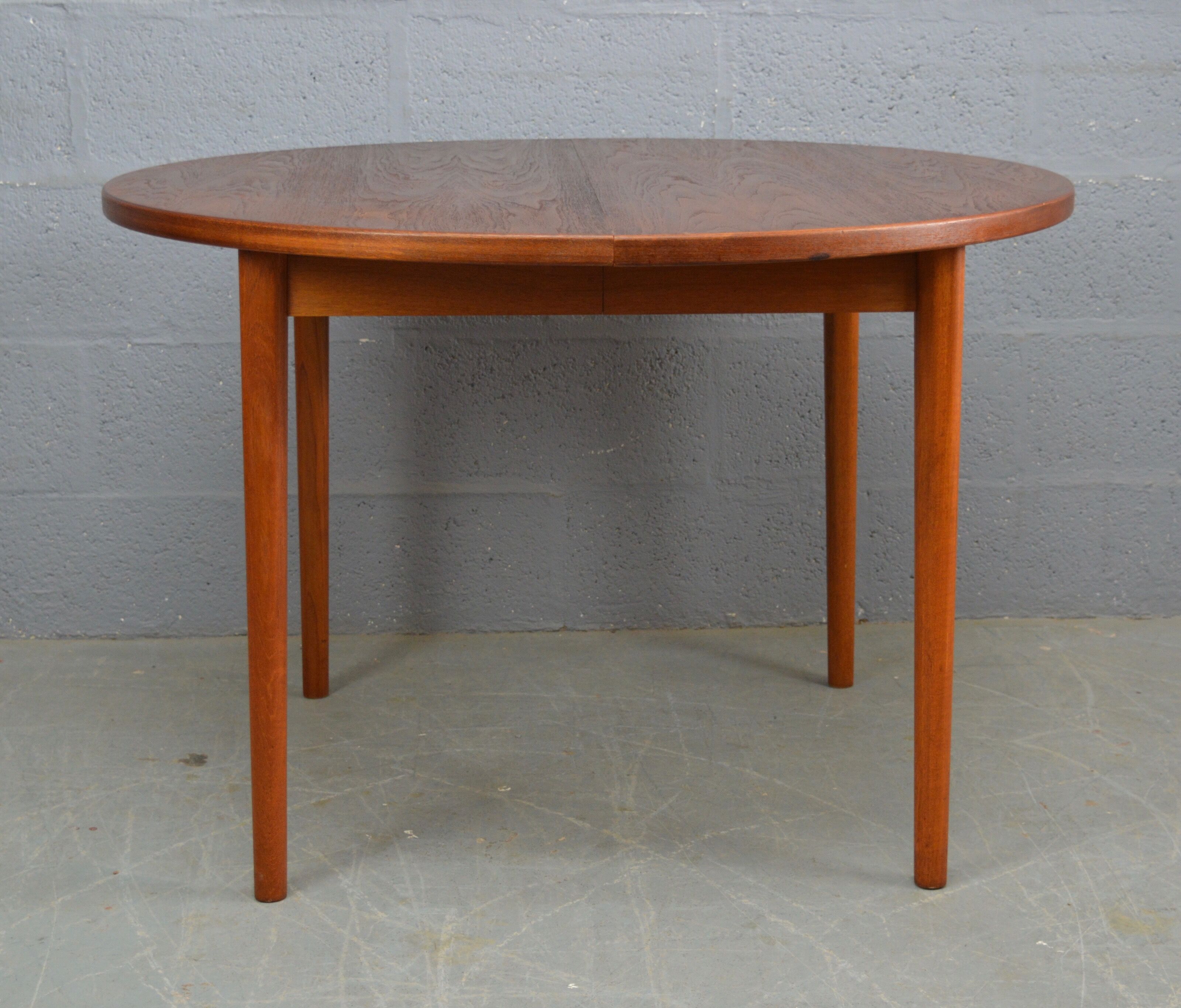 Table en teck de Nils Jonsson pour Troeds extensible