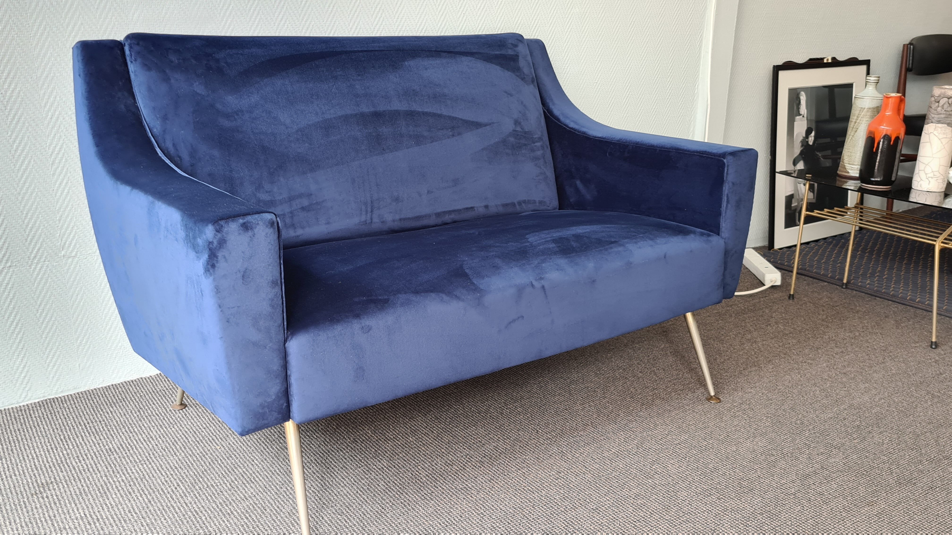 2-seater sofa from the 60s